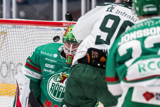 Färjestads David Tomasek gör 0-1