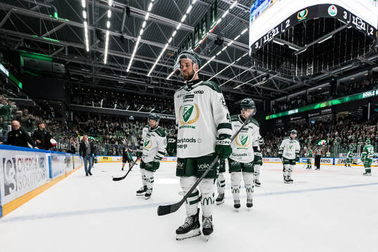 Färjestads Henrik Björklund deppar