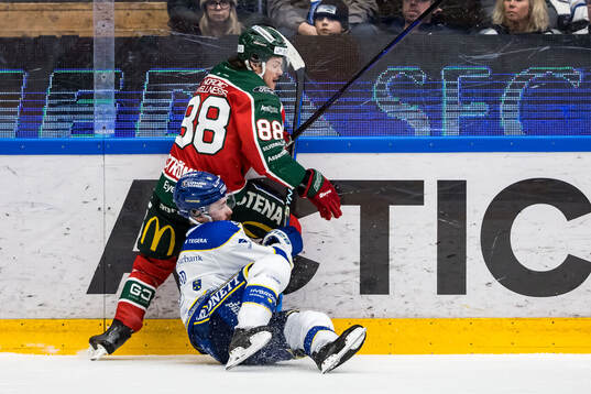 Frölundas Malte Strömwall och Leksands Matt Caito