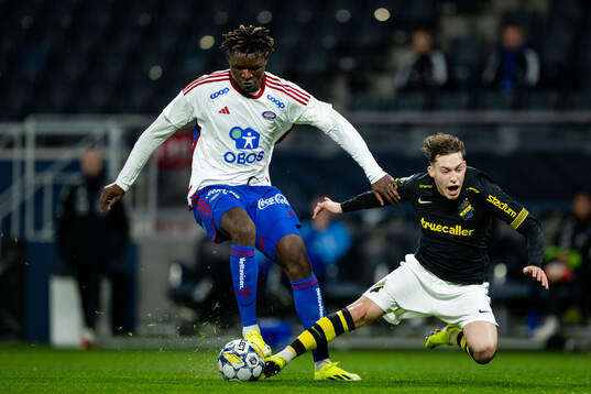 Vålerengas Nathan Fasika Idumba och AIKs Victor Andersson
