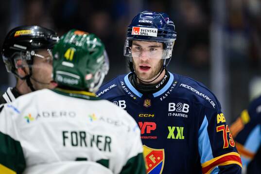 Björklövens Maxime Fortier och Djurgårdens Anton Gradin