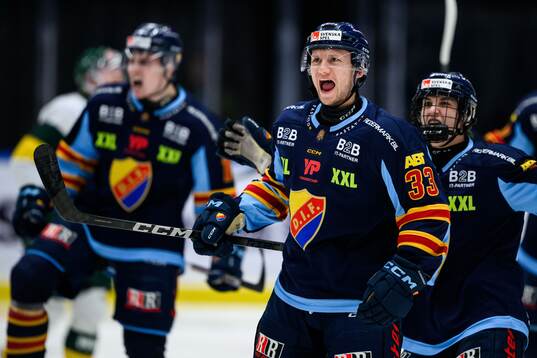 Djurgårdens Daniel Glad jublar
