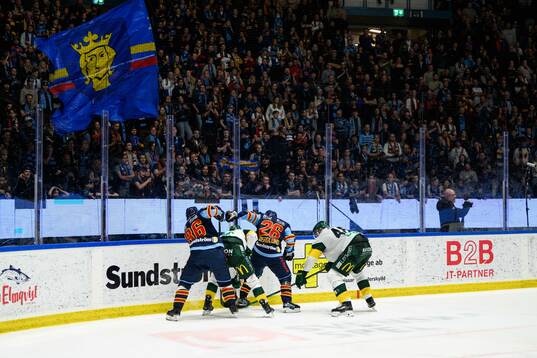 Djurgårdens Linus Klasen och Emil Berglund mot