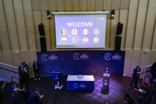 General view over the draw