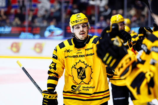 Skellefteås Jonathan Johnson jublar
