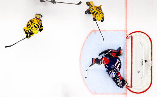 Mål av Skellefteå förbi Linköpings målvakt Jesper
