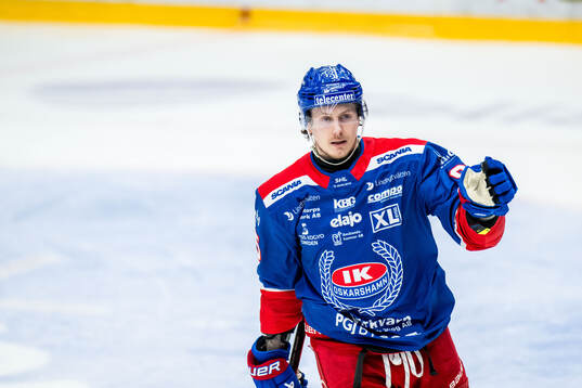 Oskarshamns Nick Olesen jublar