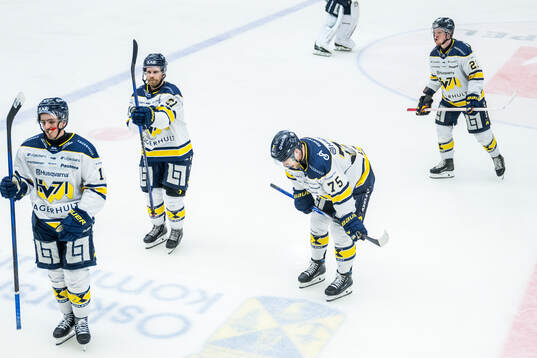 HV71s  spelare deppar