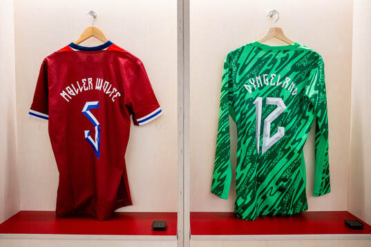 The kits of David Møller Wolfe and goalkeeper Mathias