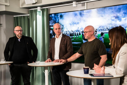 Mats Ihlbom, åklagare, Fredrik Reinfeldt, ordförande i
