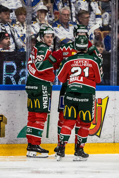 Frölundas Pontus Johansson jublar
