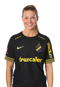 s Nina Jakobsson