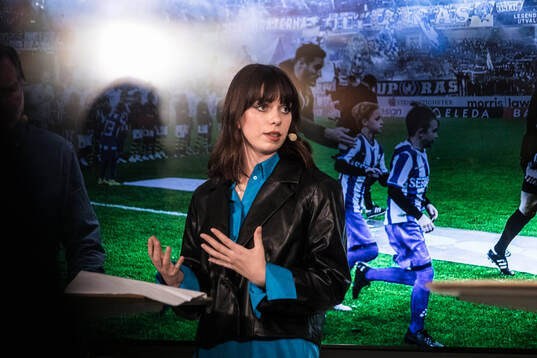 Elsa Alm, debattör, fotbollssupporter och ungsekreterare i