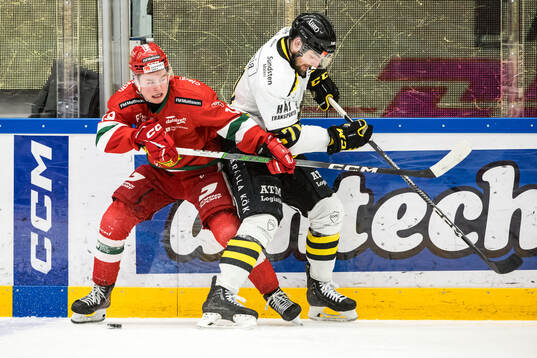 Moras Petter Vesterheim och AIKs Branden Troock