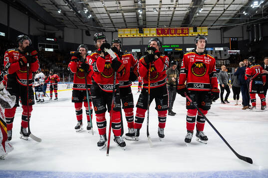 Luleås Erik Gustafsson och lagkamrater deppar