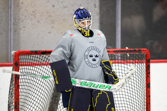 Goaltender Emma Söderberg of Sweden