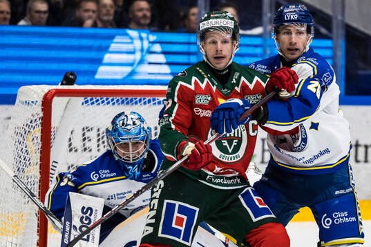 Leksands målvakt Filip Larsson och Patrik Norén mot