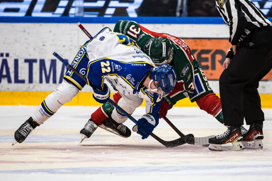 Leksands Lukas Vejdemo och Frölundas Nicklas Lasu
