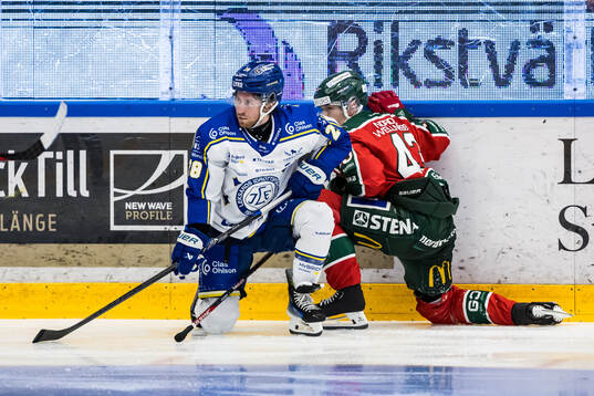Leksands Justin Glenn Kloos och Frölundas Tom Nilsson
