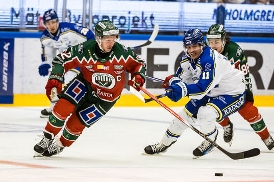 Frölundas Max Friberg och Leksands Martin Karlsson