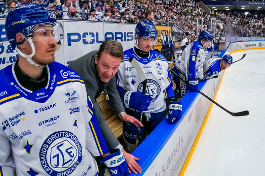 Leksands tränare Charles Berglund
