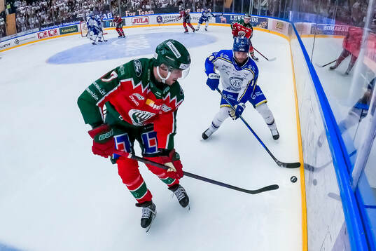 Frölundas Henrik Tömmernes och Leksands Oskar Lang