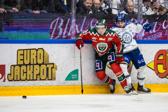 Frölundas Noah Hasa och Leksands Marcus Karlberg