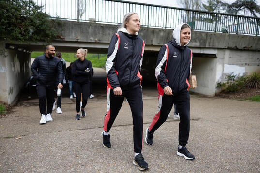 Elma Junttila Nelhage and Hanna Wijk of Häcken