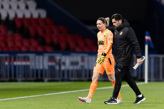 Jennifer Falk and Goalkeeper coach Mattias Gustafsson of