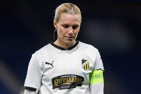 Josefine Rybrink of Häcken looks dejected