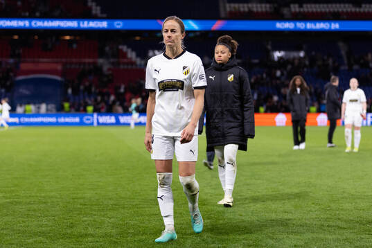Aivi Luik of Häcken looks dejected