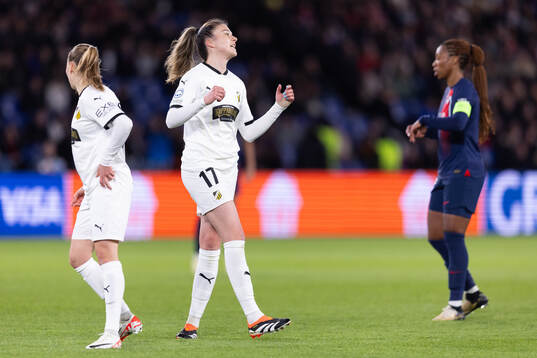 Anna Csiki of Häcken looks dejected