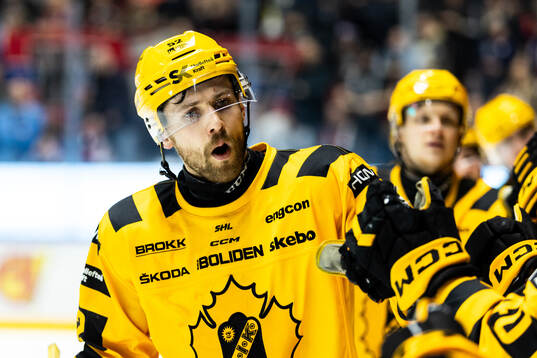 Skellefteås Arvid Lundberg jublar
