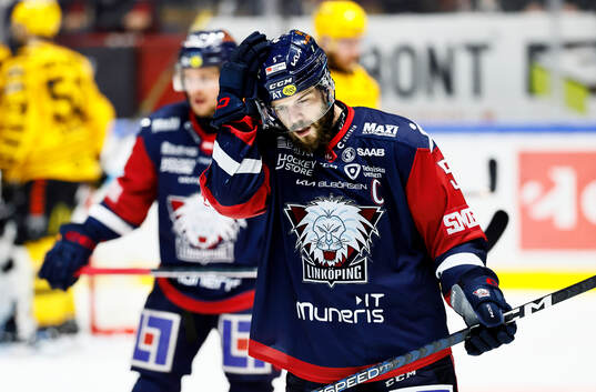 Linköpings Oscar Fantenberg deppar