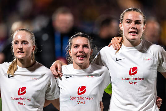 Amalie Eikeland, Cecilie Redisch Kvamme and Marthine
