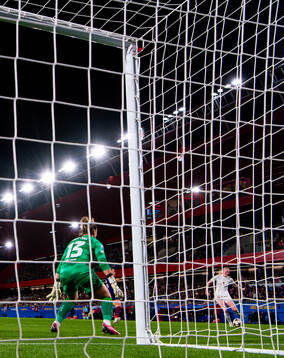 Tomine Svendheim of Brann scores the 2-1 goal behind