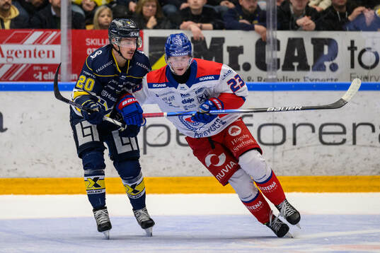 HV71s Andre Petersson och Oskarshamns Gustaf Westlund