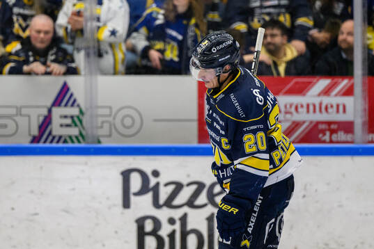 HV71s Andre Petersson deppar