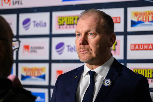 HV71s huvudtränare Johan Lindbom