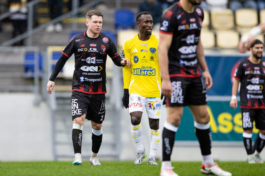 Trollhättans Samuel Rundqvist och Falkenbergs Wanbe Godwin