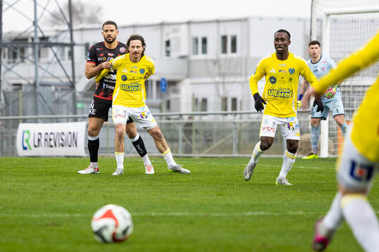 Trollhättans Fábio De Sousa Silva och Falkenbergs Rasmus