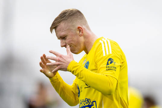 Falkenbergs Lucas Sibelius reagerar