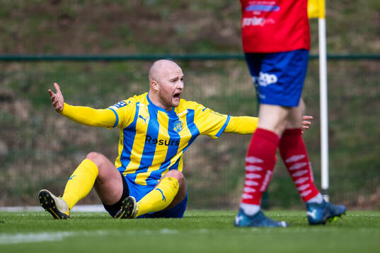 Eskilsminnes Christian Ljungberg agerar
