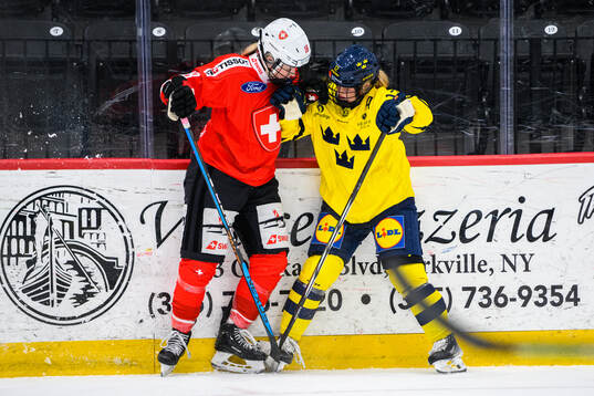 Stefanie Wetli of Switzerland and Maja Nylén Persson of