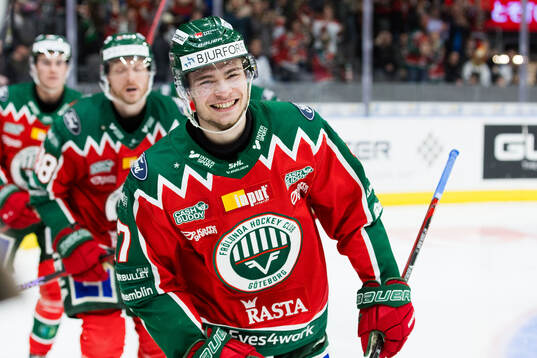 Frölundas Isac Born jublar