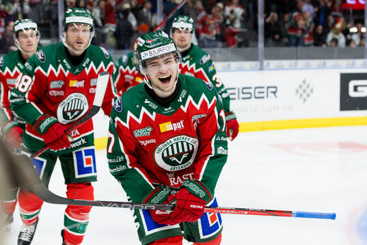 Frölundas Isac Born jublar