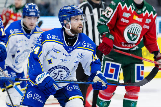 Leksands Oskar Lang jublar