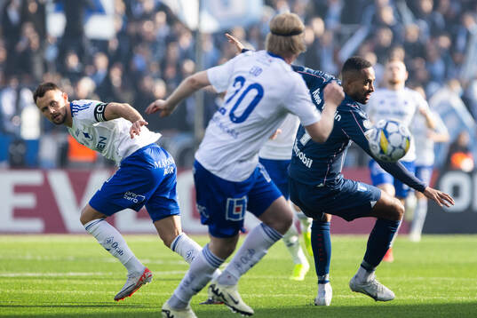 IFK Norrköpings Max Watson och Malmö FFs Isaac Kiese