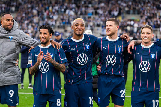 Malmö FFs Isaac Kiese Thelin, Sergio Pena, Derek