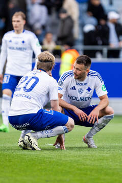 IFK Norrköpings Daniel Fritz Eid och Max Watson deppar